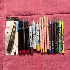 Set of Eyeliners and Eyeshadow Sticks
